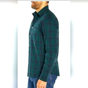 GAP Men's Long Sleeve Button Up Single Chest Pocket Button Cuffs Woven Shirt